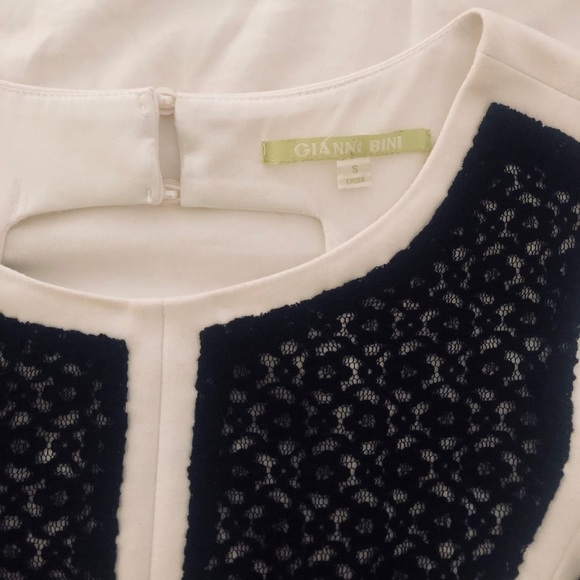 Gianni Bini Lace Sheath Dress, SM - Picture 2 of 3